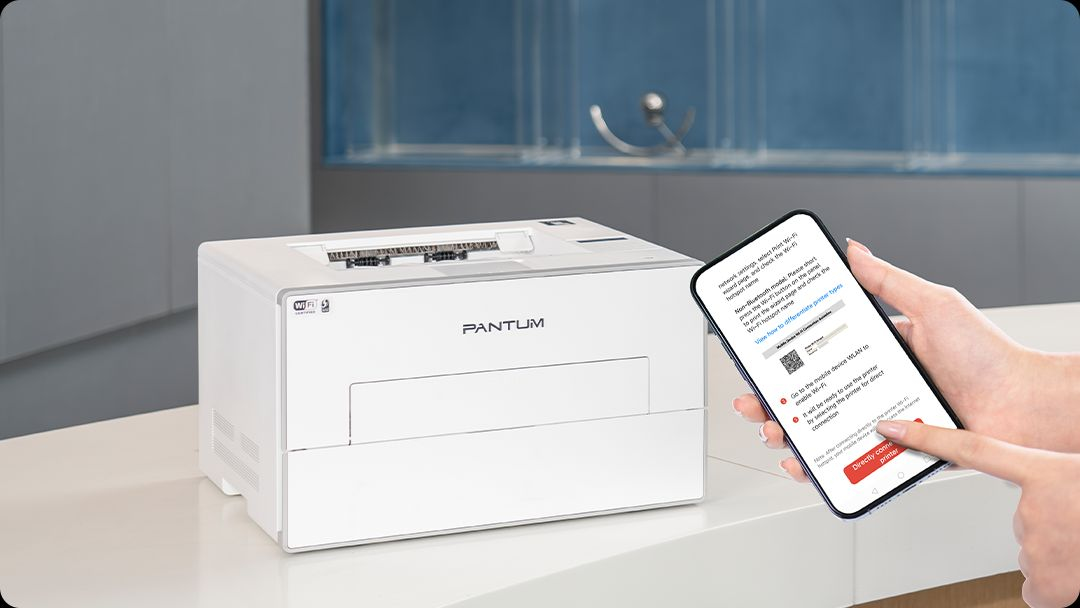 Máy in Pantum BP4202DW với kết nối Wi-Fi, người dùng điều khiển in ấn từ điện thoại di động
